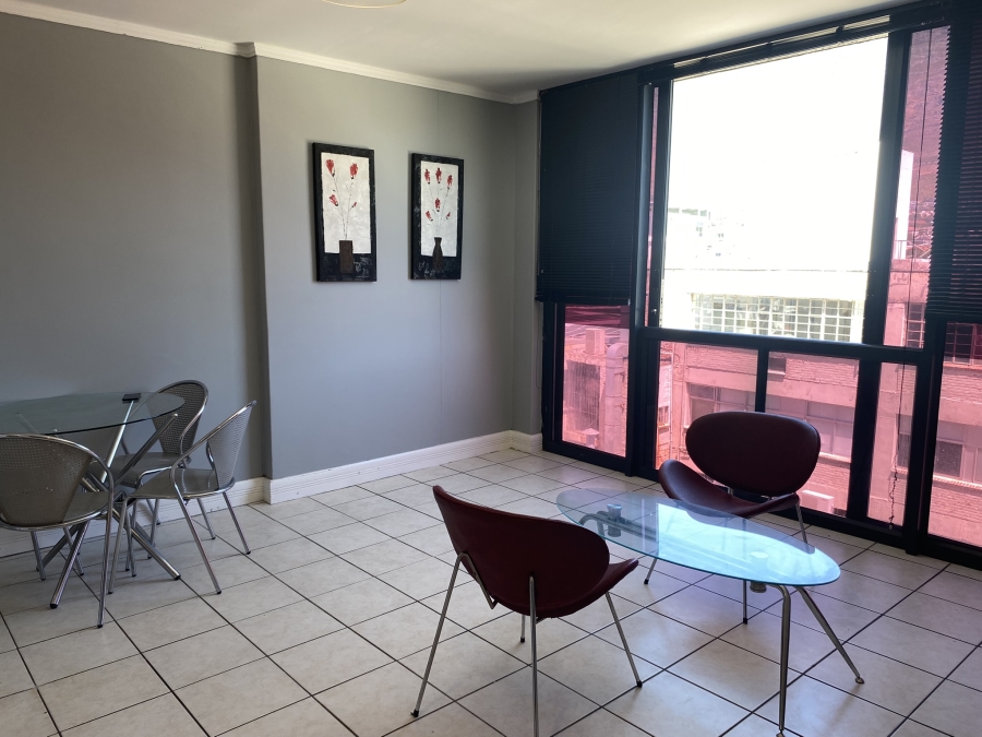 To Let 1 Bedroom Property for Rent in Zonnebloem Western Cape